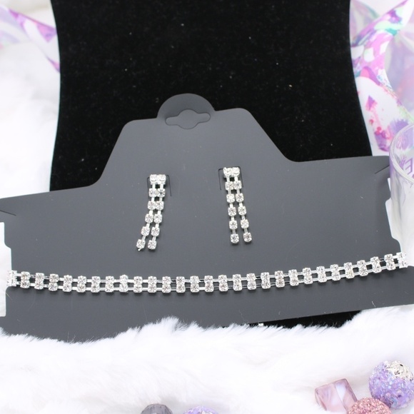 choker Rhinestone Necklace and Earring set - Picture 2 of 3